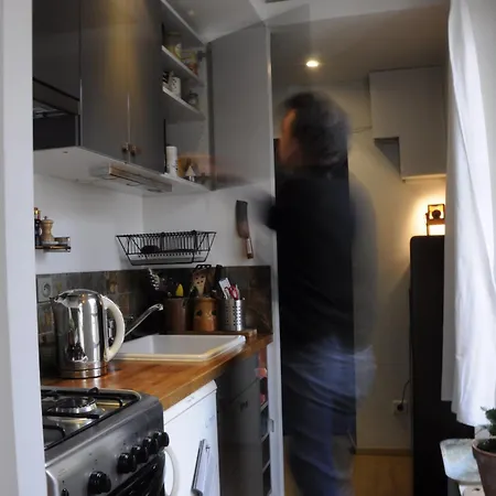 Typical Parisian Loft In Bastille Apartamento