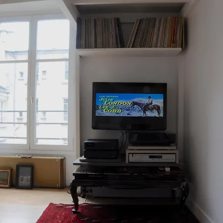 Typical Parisian Loft In Bastille