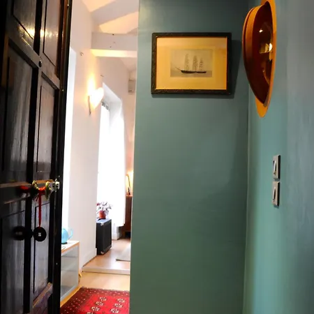 Typical Parisian Loft In Bastille Apartamento *